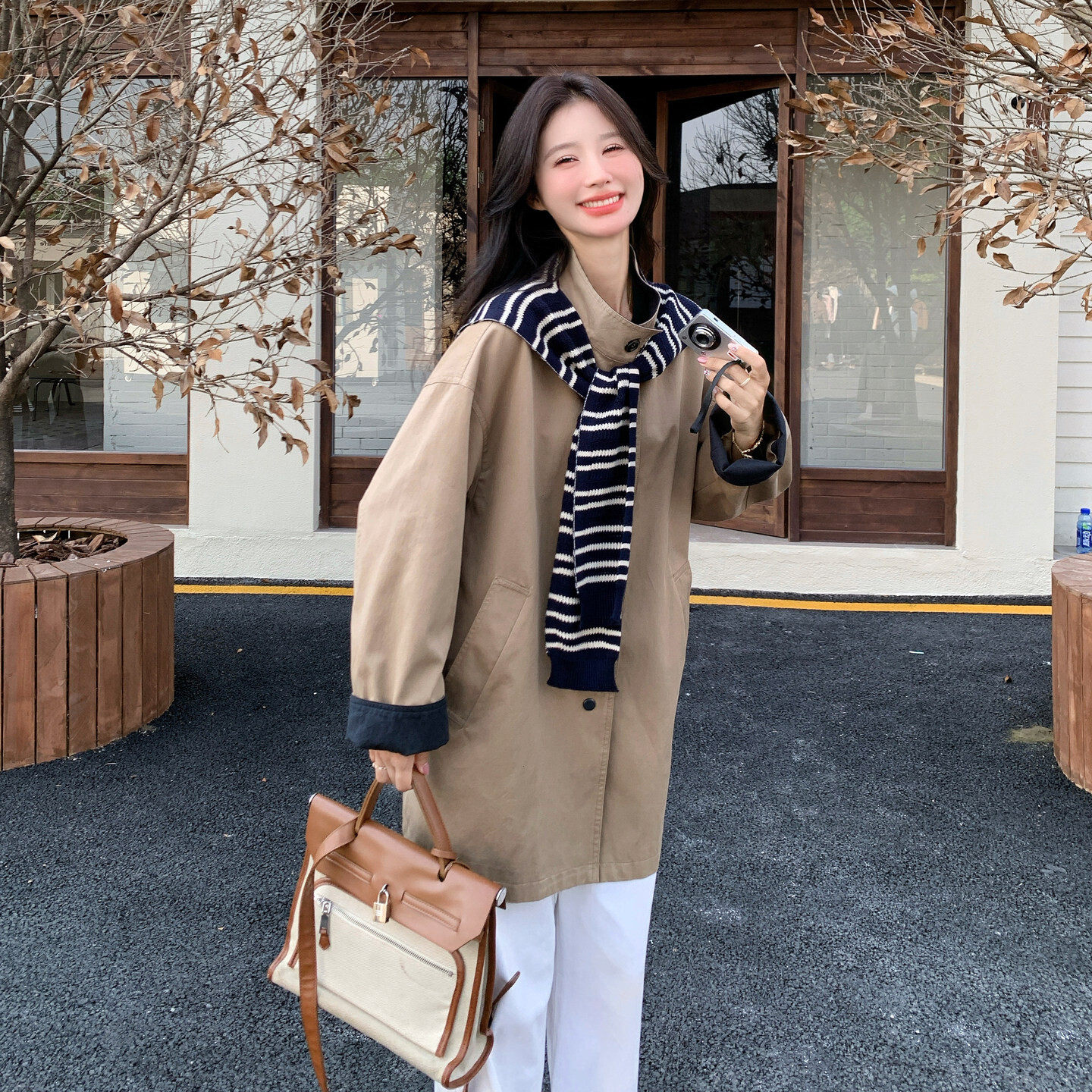 修身2026卡其色撞色风衣女中长款修身性感法式外套秋季新款搭配美