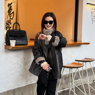 设计感高端绵羊皮鹅绒服YRF2512 25133 贵妇 T井姐妹