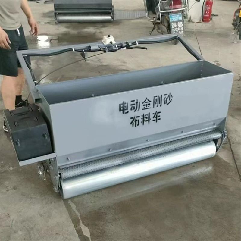 手推式金刚砂撒料机电动耐磨地坪布料车混凝土地面撒布下料摊铺机