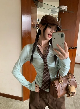 绿色内搭打底衫t恤女早秋修身韩系长袖小上衣