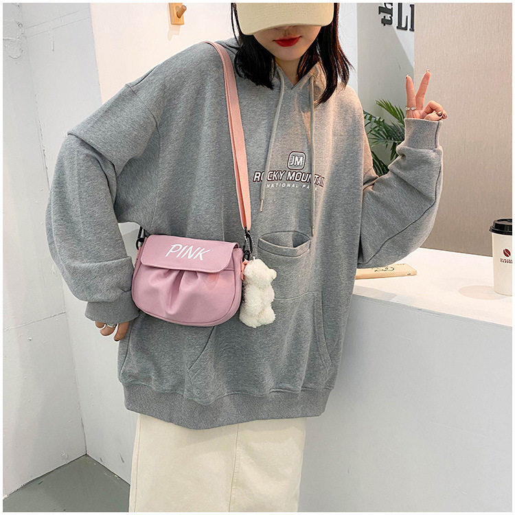 尼龙印字母女斜挎手机零钱包