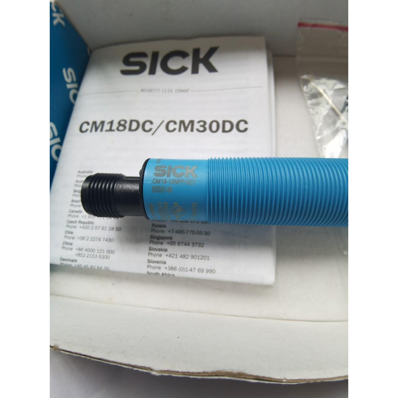 电容式 接近开关 CM18-12NPP-EC1