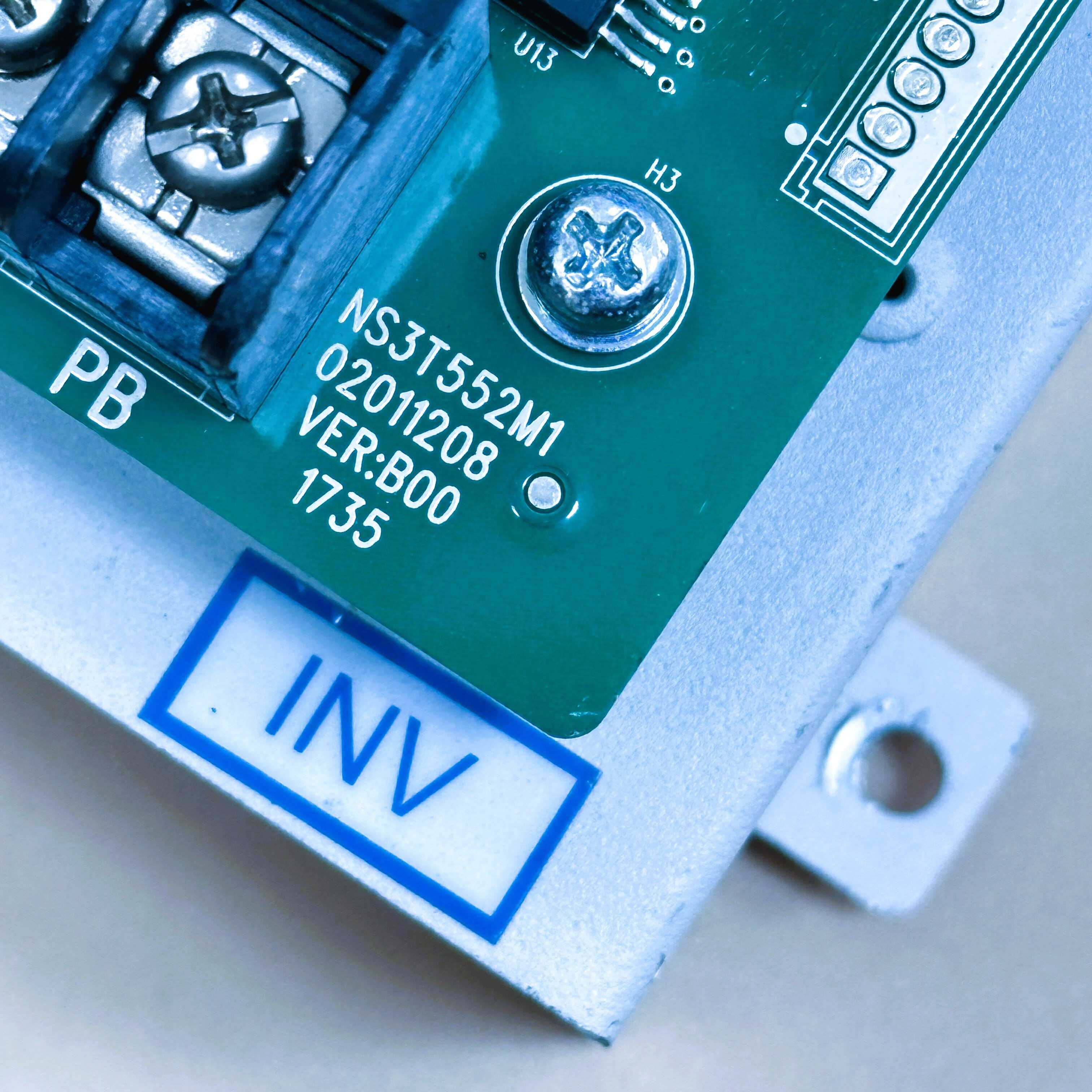 电梯变频器 XTV-3-2003/NS3T552M1/3.7KW 控制器 限量热卖 上海发 - 实物图