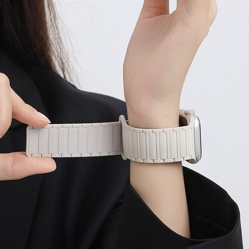 【新款】适用S10苹果S11手表iwatch10表带applewatch9磁吸硅胶S9腕带Ultra女款SE运动s8男s7高级液态夏季42mm