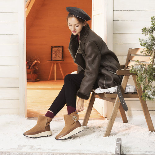 时尚雪地靴FD羊皮毛一体