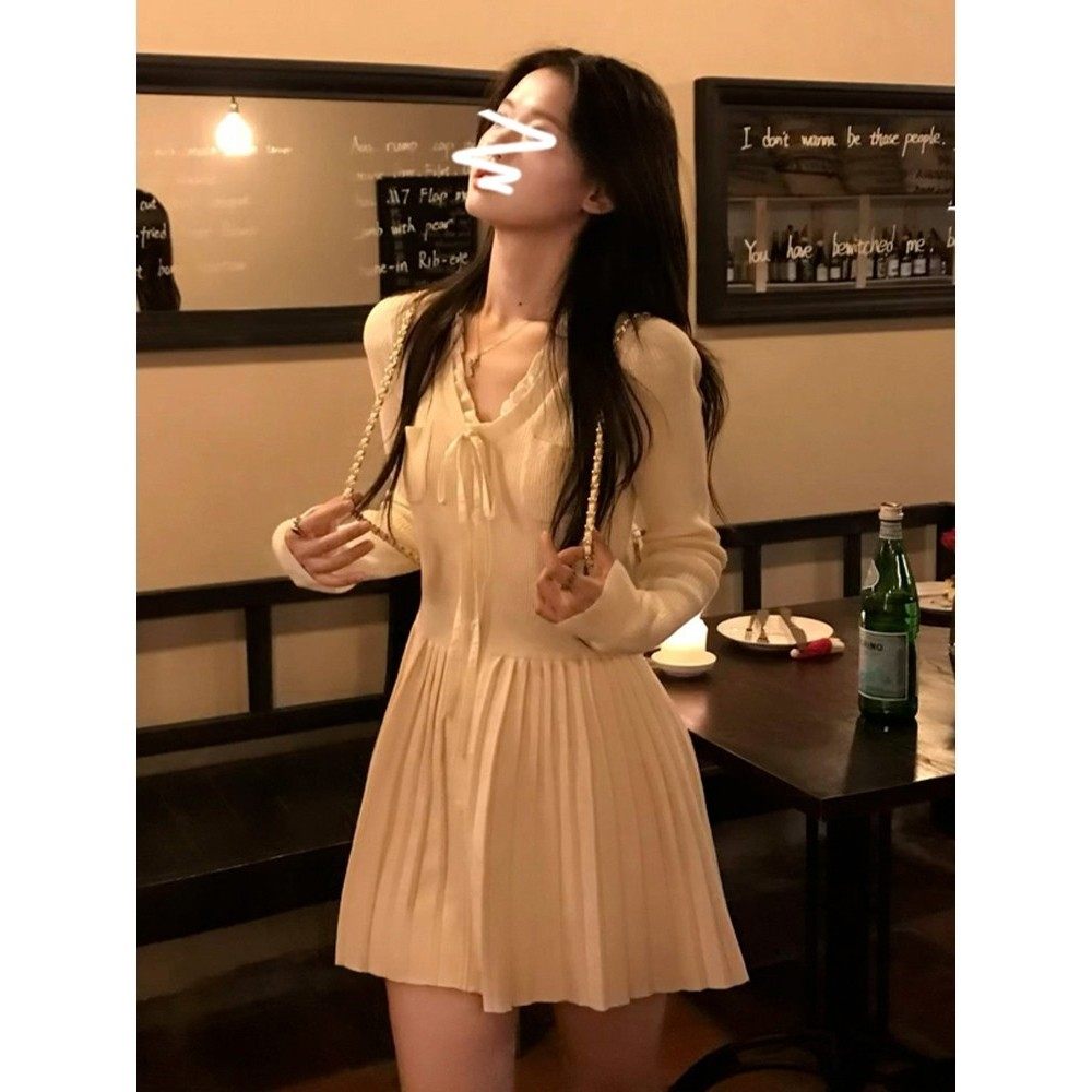 法式针织连衣裙子女秋冬季2026新款小个子香风大衣内搭气质打底裙,女装/女士精品,连衣裙,淘宝优惠券,粉丝福利购,淘宝优惠卷