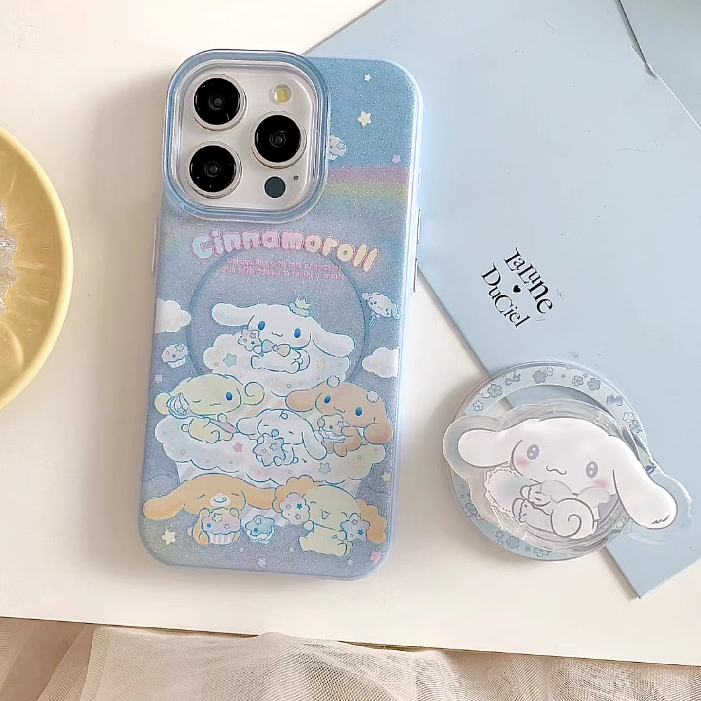 适用于iPhone15promax手机壳新款闪粉玉桂狗立体磁吸支架苹果16promax可爱卡通满屏狗狗夏天女款14plus保护套