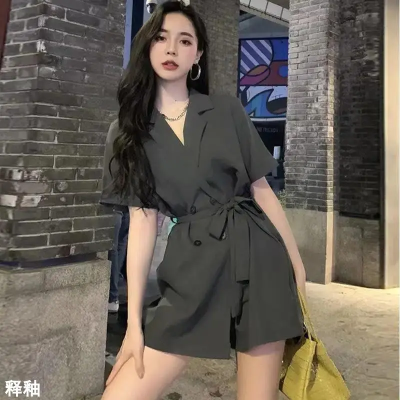 2023夏季高级感时尚西装套装女小香风西装连体裤洋气小个子短裤女