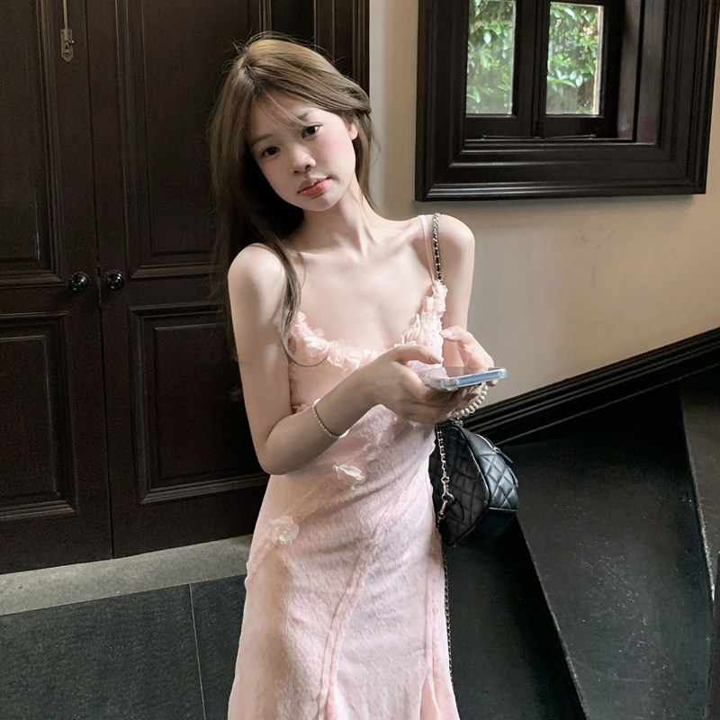 声雨竹法式蕾丝肌理感粉色吊带洋装女夏日绝美气质薄纱花花鱼尾裙