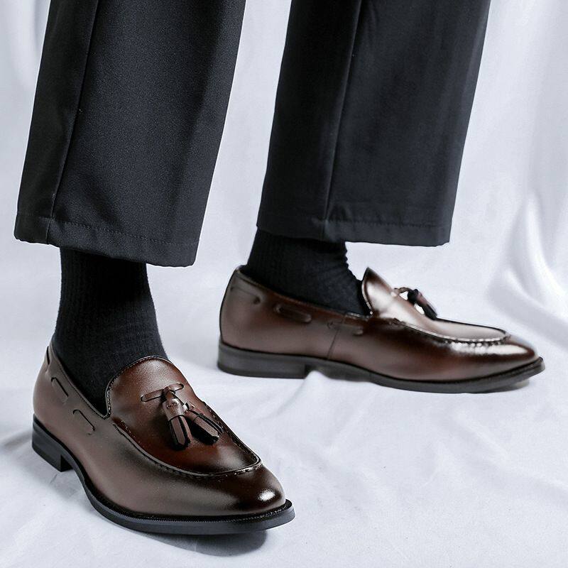 大码复古休闲鞋商务正装皮鞋流苏英伦办公通勤懒人一脚蹬乐福鞋男