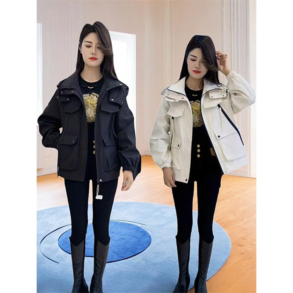 连帽冲锋衣女春秋新款小个子防风气质短外套宽松休闲工装风衣