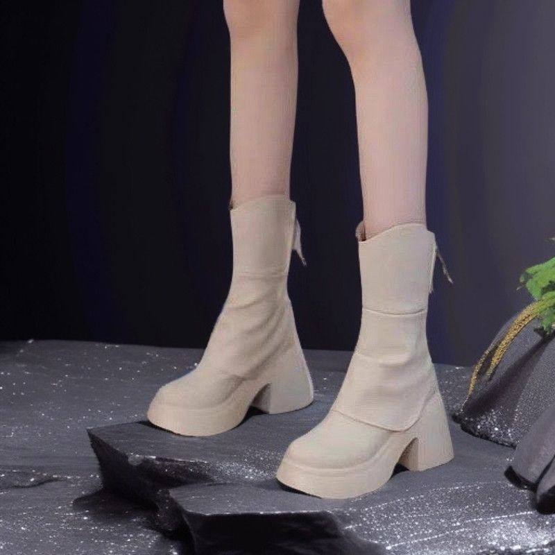 小个子厚底增高靴女中筒秋冬马丁圆头短靴新款防水欧美时装成年男