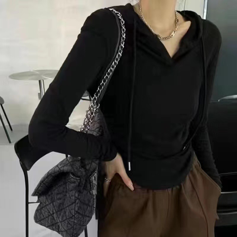 连帽卫衣女春秋薄款修身显瘦正肩T恤设计感小众纯欲长袖短款上衣