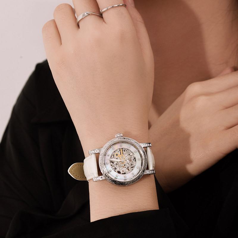 VRQ唯诺其安琪拉小表盘高级感手表小众气质镂空机械表送女友礼物