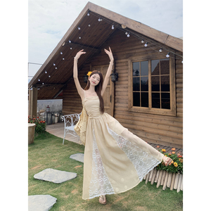 实拍实价 新款法式温柔风吊带连衣裙拼接蕾丝设计感裙子