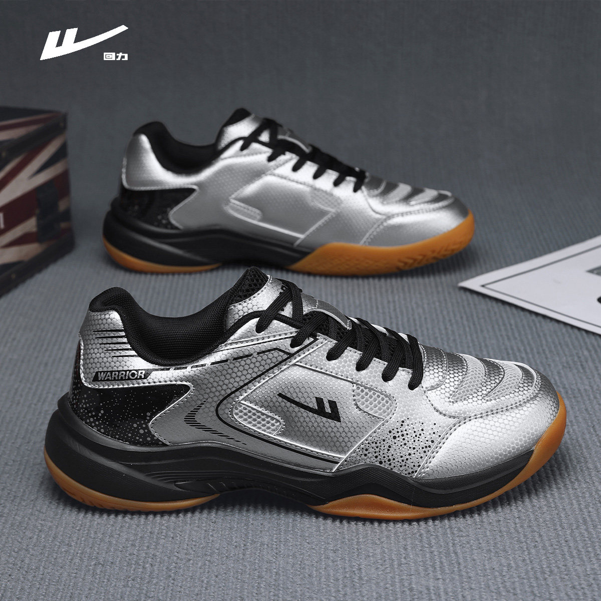 运动鞋男2025秋季新款软底防滑跑步鞋男款轻便透气网面休闲鞋