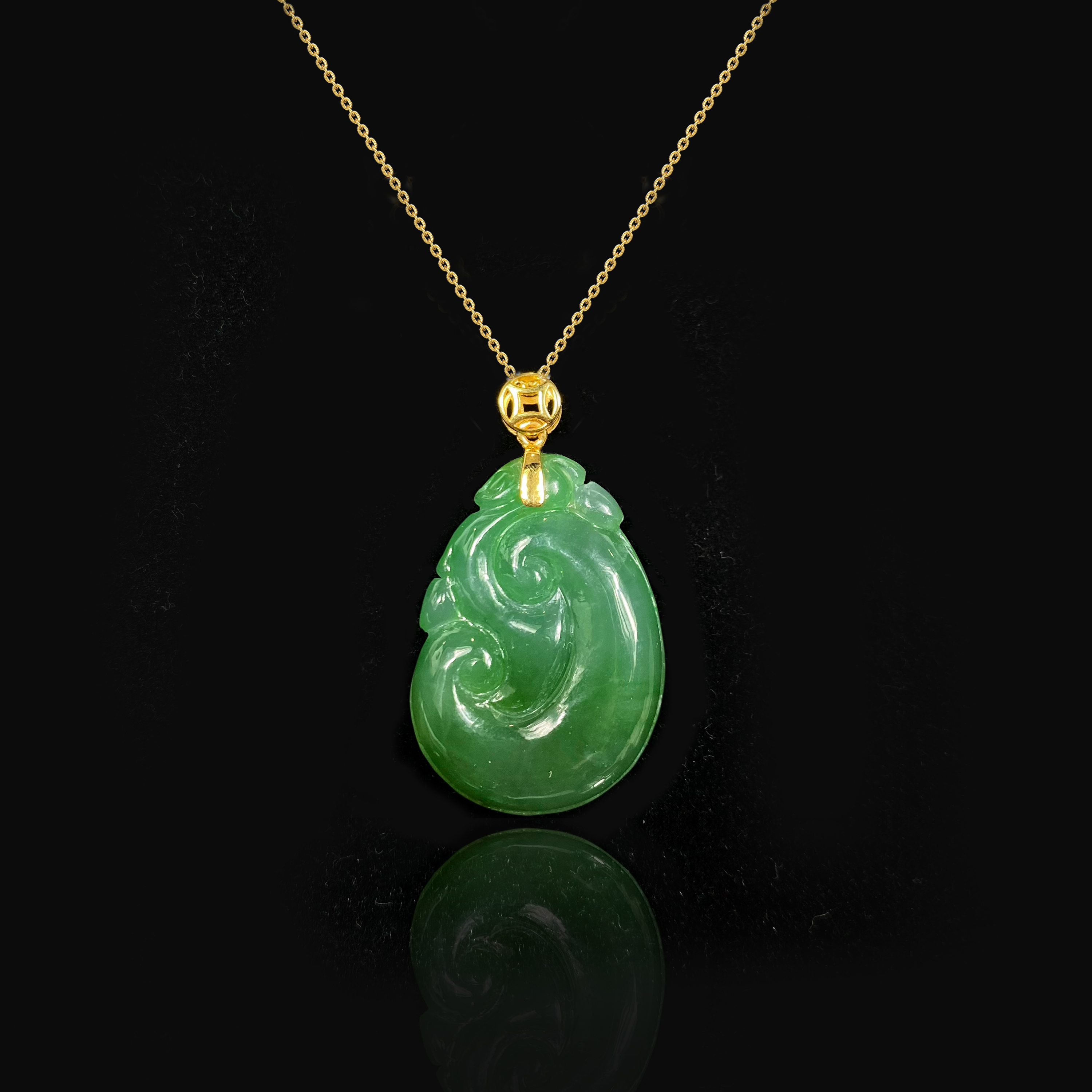 安伯曼18K金铜钱扣头和田碧玉菠菜绿如意925银项链19*28mm左右