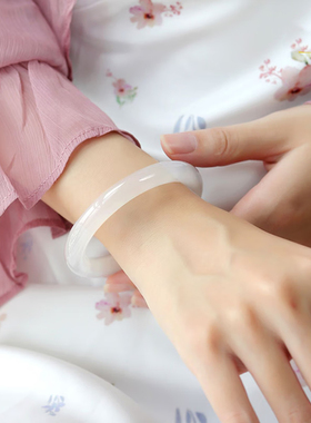 石佛寺玉器市场玉石玛瑙玉髓手镯天然南阳白月光荔枝冻玉镯