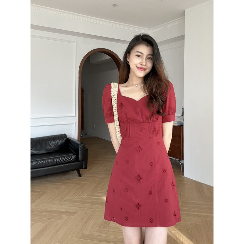 张阿星【浪漫满屋】初恋甜妹方领收腰设计感镂空气质红色连衣裙