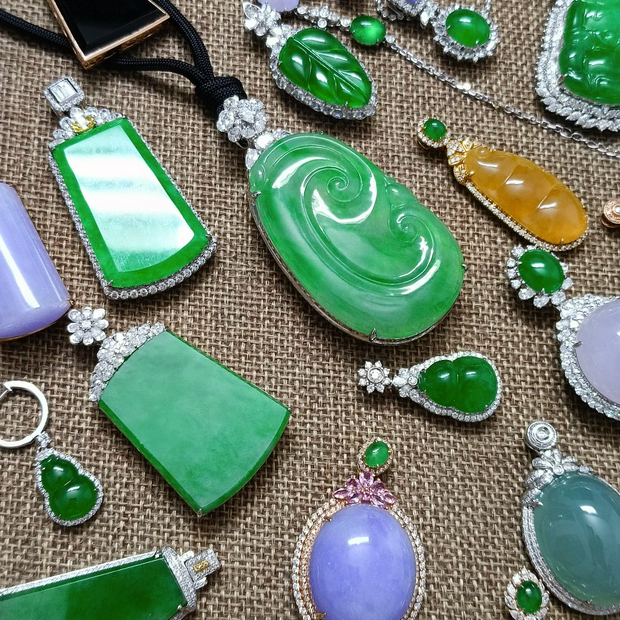 如意玉佛公叶子男女款缅甸翡翠