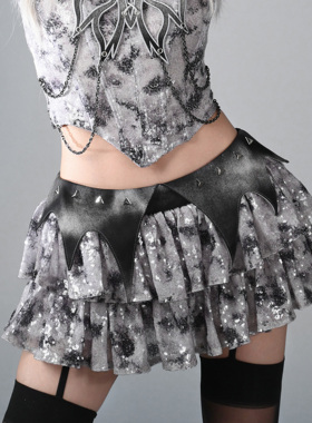 虚轨原创 数据幽灵Y3K辣妹未来感朋克风撞钉亮片低腰蛋糕裙短裙夏