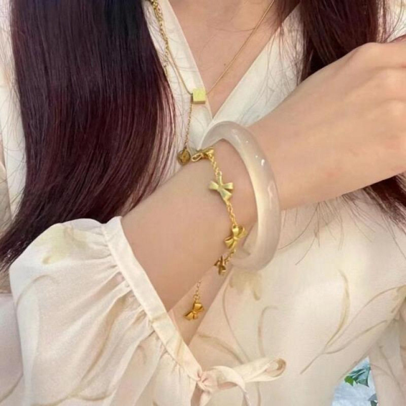 天然玉镯女款冰种玛瑙手镯女