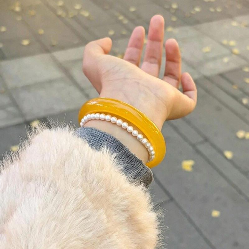 冰种天然黄龙玉手镯女飘花玛瑙