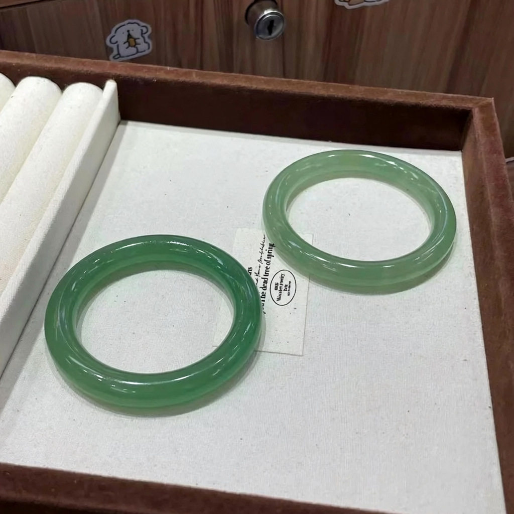 天然高冰种东陵玉手镯冰润和田玉