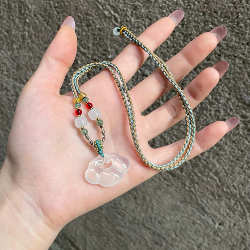 天然玛瑙祥云玉吊坠项链女款