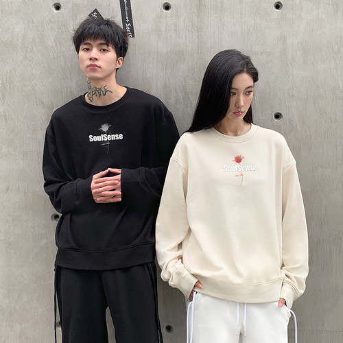 SoulSense宽松玫瑰月变圆领卫衣