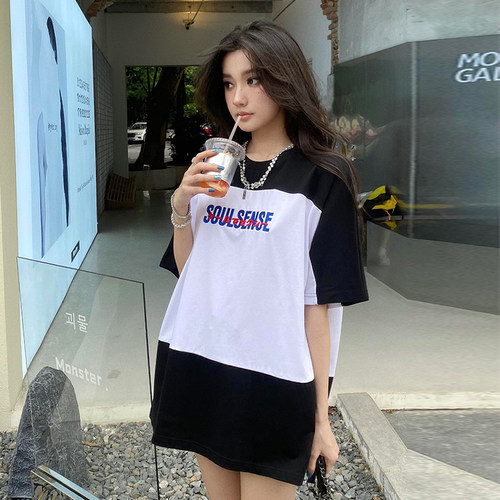 国潮短袖致敬文字款黑白拼贴