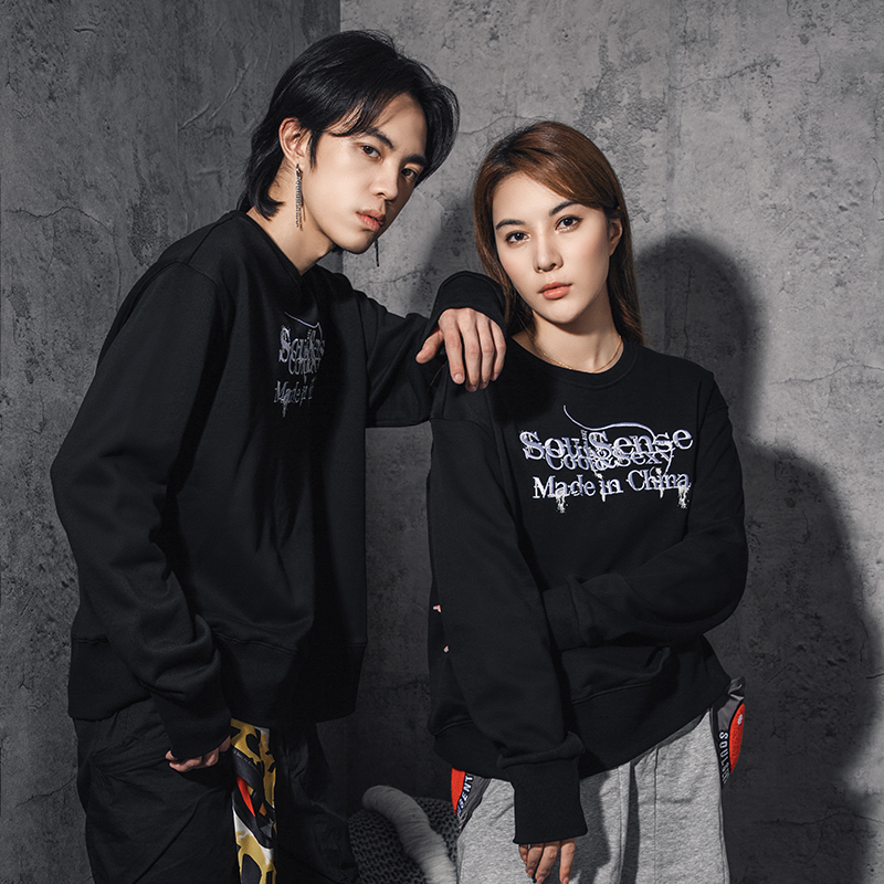 潮牌刺绣logomade休闲宽松圆领