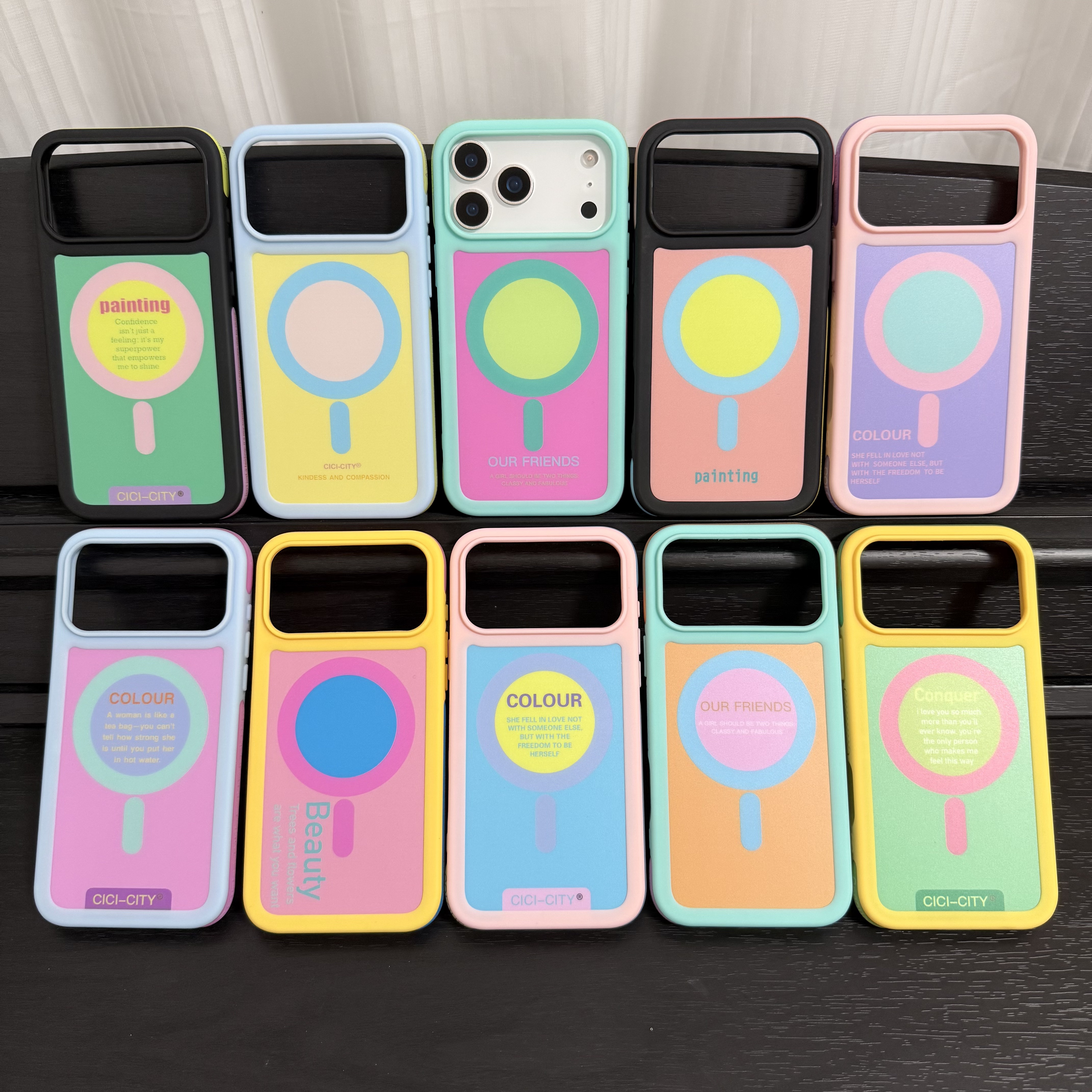 简约拼接多巴胺磁吸手机壳