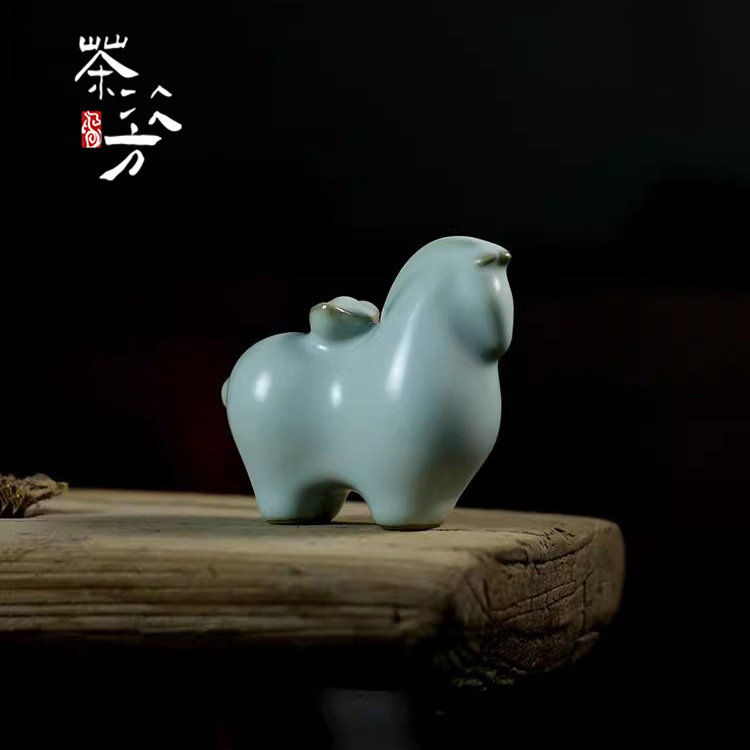 马上有钱｜汝窑茶宠马开片可养生肖马陶瓷茶玩茶桌茶盘茶台小摆件