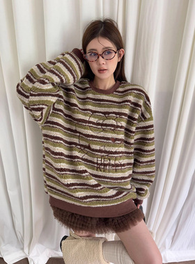 ME KAKAMEE十三行冬重工刺绣KT大版保暖羊羔毛条纹卫衣女上衣9025