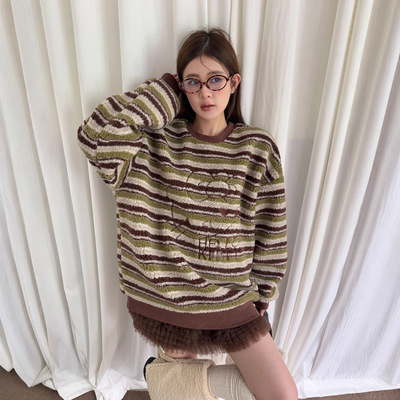 ME KAKAMEE十三行冬重工刺绣KT大版保暖羊羔毛条纹卫衣女上衣9025