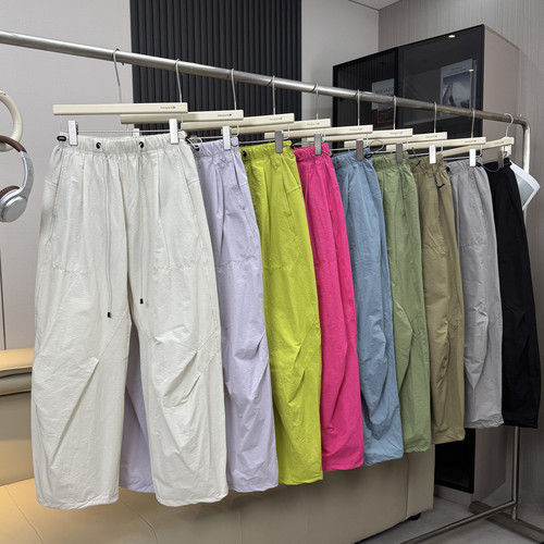 棵米ai蕉家！户外山系防风防水加绒伞兵裤速干直筒登山工装休闲裤