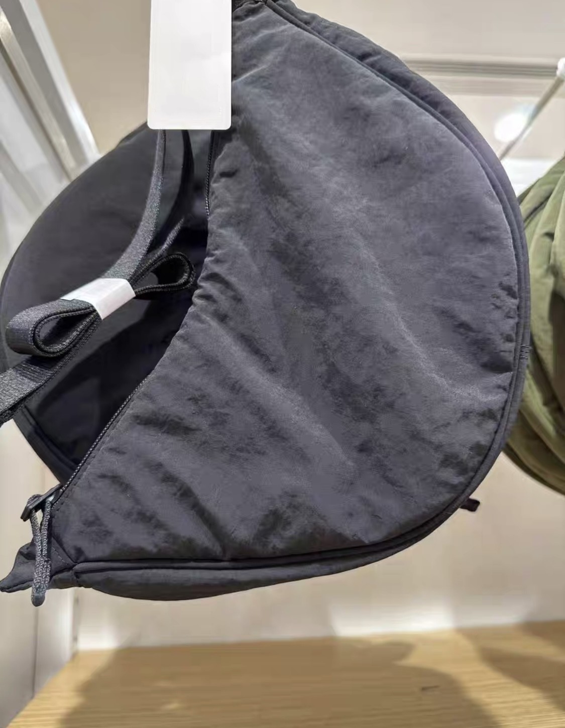 thumbnail for Free shipping Japanese style shoulder bag dumpling bag armpit bag shoulder bag lightweight adjustable men's and women's crescent bag tide