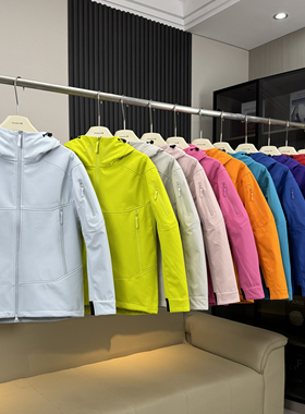 棵米ai蕉家！户外山系情侣抓绒保暖防风防水冲锋衣夹克登山服外套