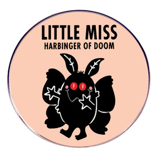 飞蛾人厄运预兆小姐胸针卡通英文别针胸章金属合金徽章配饰