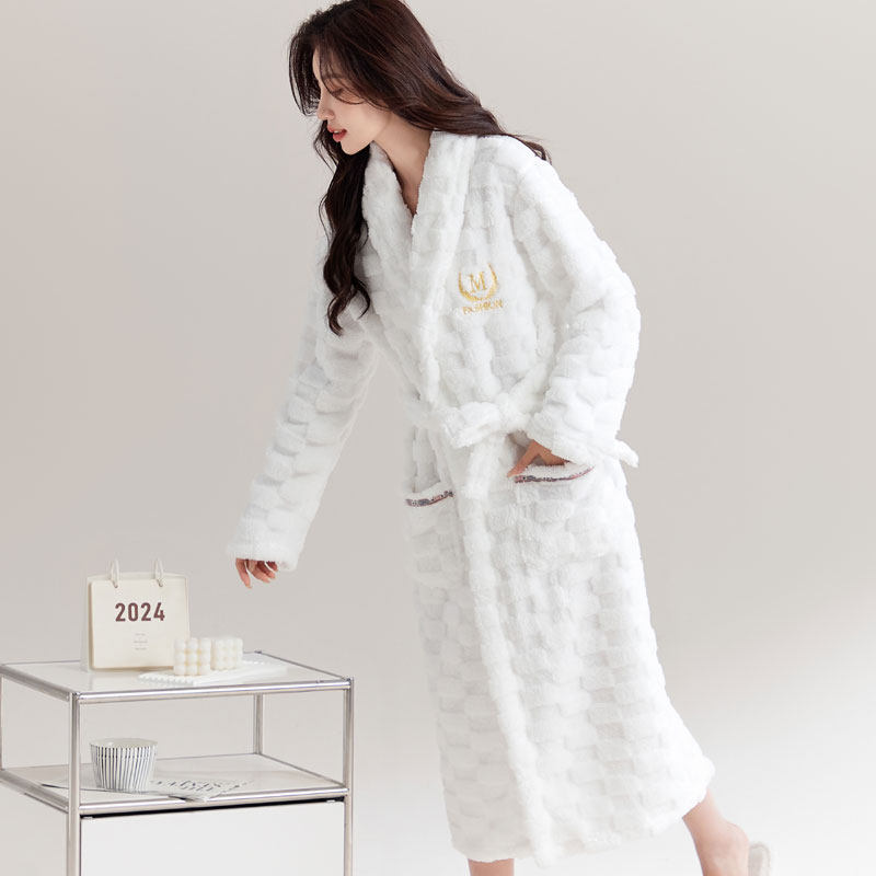 2024新款秋冬季法兰绒女大码睡袍加长款珊瑚绒加长款保暖加厚浴袍,女士内衣/男士内衣/家居服,睡袍/浴袍,淘宝优惠券,粉丝福利购,淘宝优惠卷