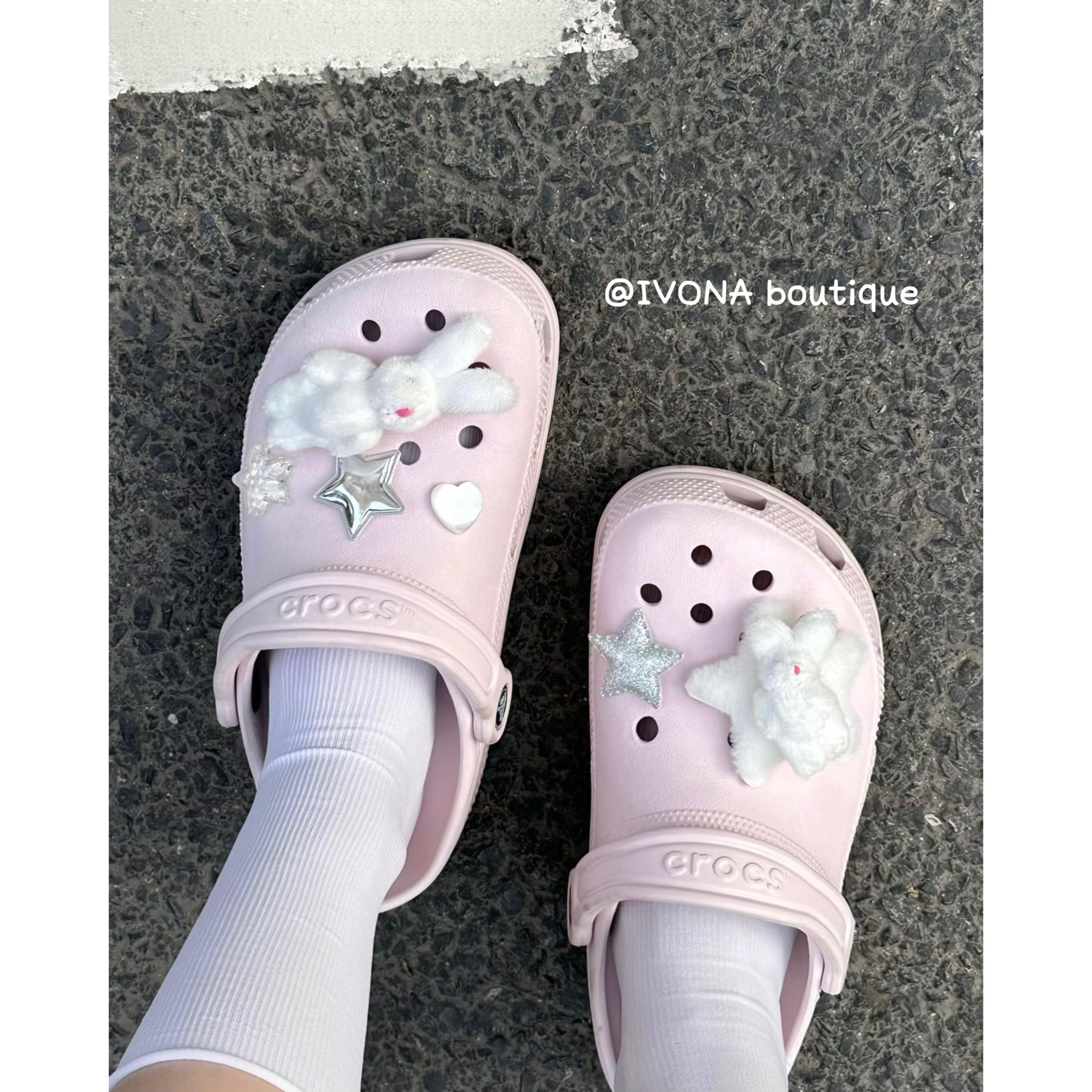 IVONA【星星小兔】自制crocs不撞款可爱甜甜少女diy洞洞鞋花配饰 - 实物图