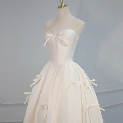 法式抹胸轻婚纱2024新款新娘超仙迎宾出门纱小个子白色订婚礼服裙