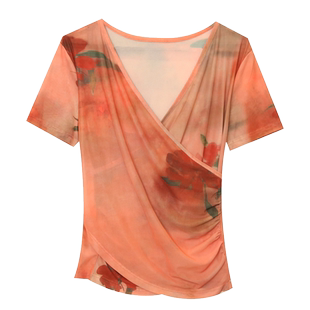 夏季新款皱褶交叉V领上衣短袖网纱印花t恤女时尚减龄修身打底衫潮