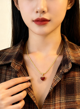 轻奢小众母贝爱心吊坠项链