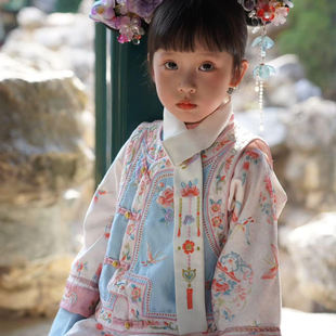 清朝宫廷格格服儿童重工刺绣马甲旗装北京故宫满族汉服汉服小燕子