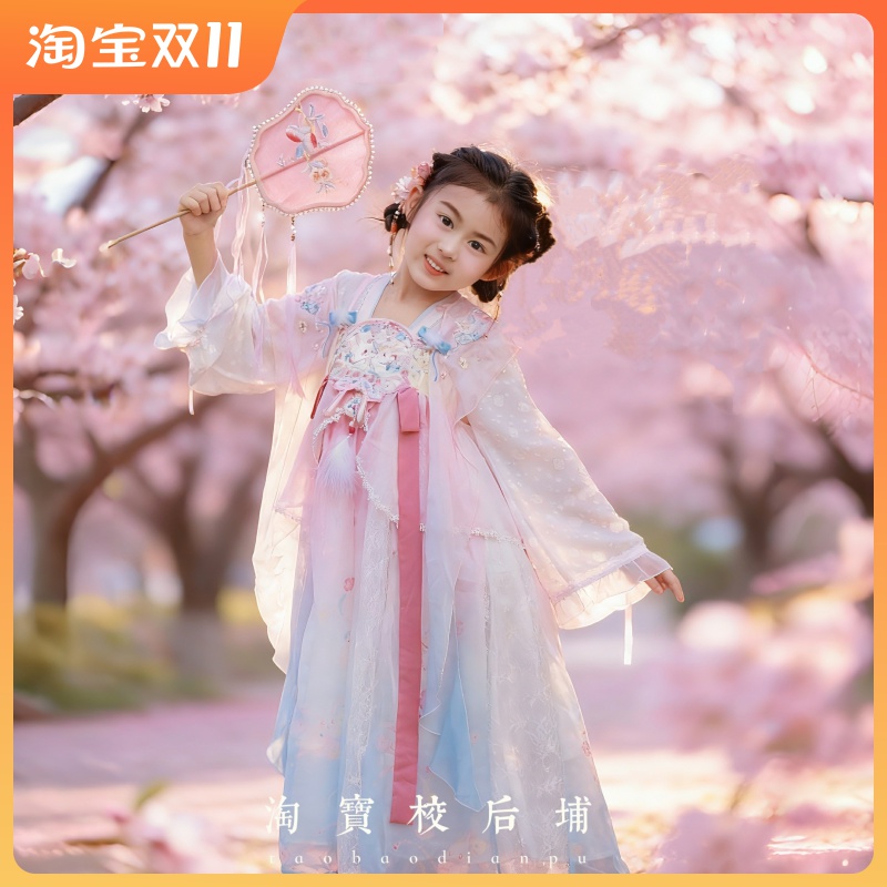 一袭汉服惊艳时光古韵自来