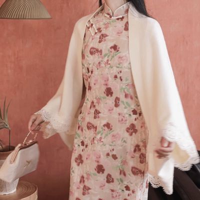 蕾丝刺绣针织披肩女外套2025春秋新款法式高级感气质外搭斗篷上衣