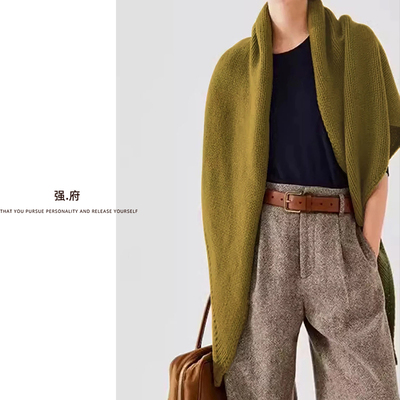 【设计款羊毛披肩】三角披肩秋冬保暖纯色简约百搭外搭围巾护颈肩