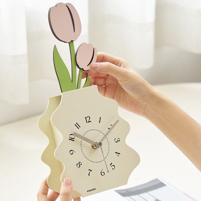 WOZOOM屋准奶油风简约花瓶摆件入户玄关座钟客厅轻奢创意时钟